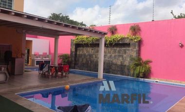 Espectacular Casa en Venta con Alberca  en Tecoman Colima