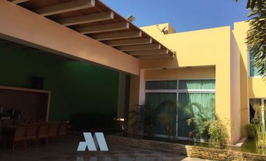 Espectacular Casa en Venta con Alberca  en Tecoman Colima