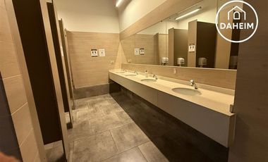 Local Comercial en arriendo en Lo Barnechea