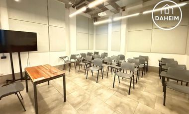 Local Comercial en arriendo en Lo Barnechea