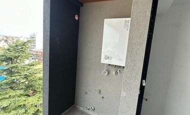 Espacioso y confortable departamento de dos ambientes con balcón a estrenar en la calle Monseñor Marcón 3433, San justo centro, a pocos metros de la a