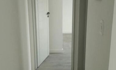 Espacioso y confortable departamento de dos ambientes con balcón a estrenar en la calle Monseñor Marcón 3433, San justo centro, a pocos metros de la a