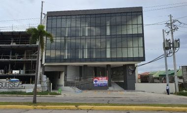 Commercial for Lease along Molino Boulevard, Bacoor