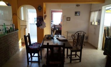Casa en venta en Quilmes Centro