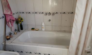 Casa en venta en Quilmes Centro