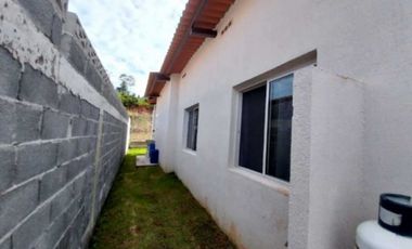 ALQUILO CASA. EN ARRAIJAN JUAN DEMOSTENES RESIDENCIA VISTA VERDE  3R