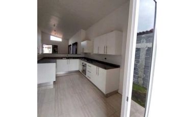 ALQUILO CASA. EN ARRAIJAN JUAN DEMOSTENES RESIDENCIA VISTA VERDE  3R