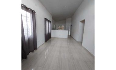 ALQUILO CASA. EN ARRAIJAN JUAN DEMOSTENES RESIDENCIA VISTA VERDE  3R