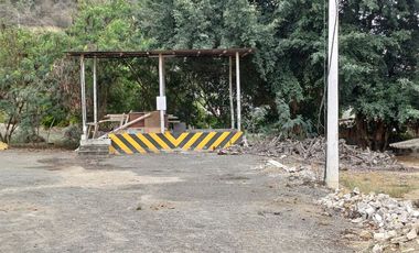 Se Vende Terreno para Desarrollar Cerca del Mar y Frente al Mar en Puerto Lopez