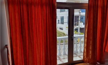 Venta de Casa de 190 m2 en 650 mill neg, en Mesitas del Colegio cund.