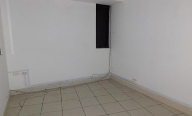 edificio en arriendo/venta en abajo. Cod V91050
