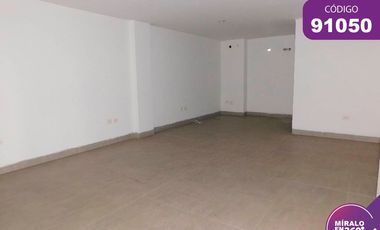 edificio en arriendo/venta en abajo. Cod V91050