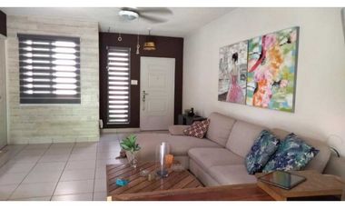 VENTA DE CASA EN PH AUGUSTA AMOBLADA BRISAS NORTE 4 RECAMARAS 188M2.