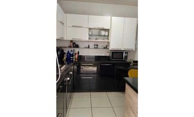VENTA DE CASA EN PH AUGUSTA AMOBLADA BRISAS NORTE 4 RECAMARAS 188M2.