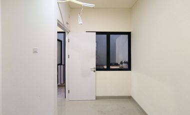 Rumah Modern 3 KT 12 Menit ke Gerbang Tol Dukuh 2 Siap Huni J-46347