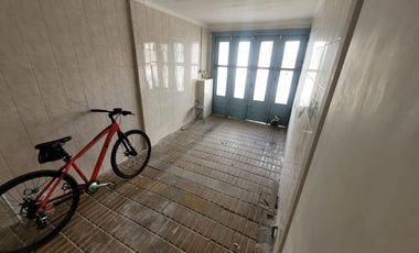 Departamento Tipo Casa en venta en Lanus Este
