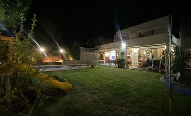 OPORTUNIDAD! IMPECABLE, 3D/3B/3E, PISCINA, QUINCHO