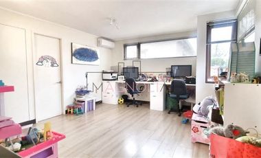 OPORTUNIDAD! IMPECABLE, 3D/3B/3E, PISCINA, QUINCHO
