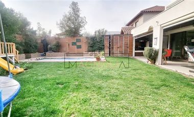 OPORTUNIDAD! IMPECABLE, 3D/3B/3E, PISCINA, QUINCHO