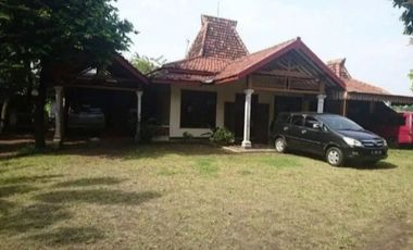 Dijual Cepat rumah joglo full jati eks Rumah Makan jln raya Mojoagung Jombang*