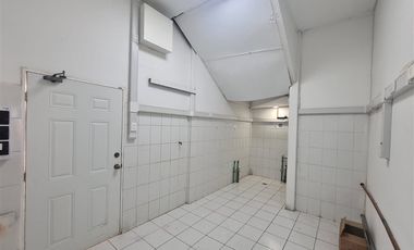 Local Comercial (8) en arriendo PASEO NOGALES, Machalí