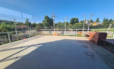 Local Comercial (8) en arriendo PASEO NOGALES, Machalí