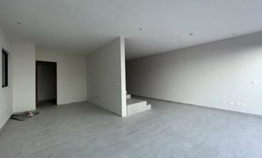 CASA EN VENTA EN CUMBRES ELITE PREMIER