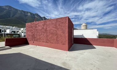 CASA EN VENTA EN CUMBRES ELITE PREMIER
