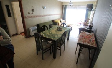 Departamento · 3 Ambientes a la calle · Plaza Colón