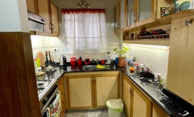 Departamento tipo casa 4 AMB en CASEROS