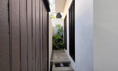 VILLA MODERN MINIMALIS DI PERUM BALI ARUM JIMBARAN BADUNG