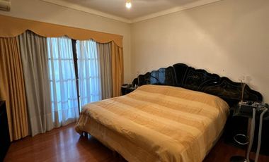 Venta Moderno Chalet 5 Ambientes en Villa Sarmiento