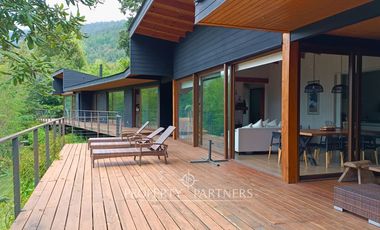 Espectacular casa en el lago Calafquen