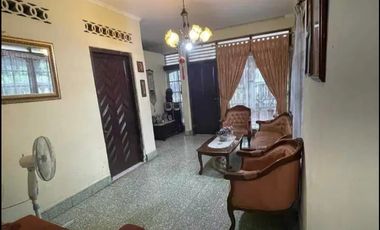 RUMAH CEMPAKA PUTIH TIMUR BELAKANG KFC CEMPAKA PUTIH HITUNG TANAH