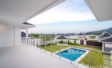 Luxury 2 Storey Modern Pool Villa