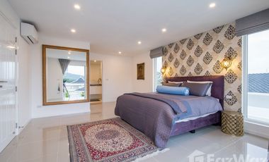 Luxury 2 Storey Modern Pool Villa