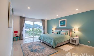 Luxury 2 Storey Modern Pool Villa