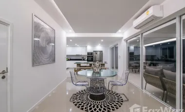 Luxury 2 Storey Modern Pool Villa