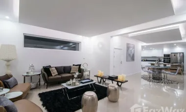 Luxury 2 Storey Modern Pool Villa