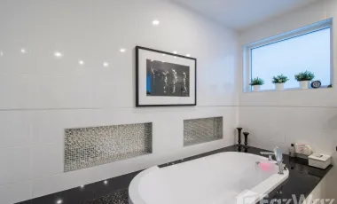 Luxury 2 Storey Modern Pool Villa