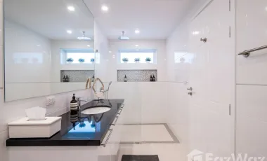 Luxury 2 Storey Modern Pool Villa