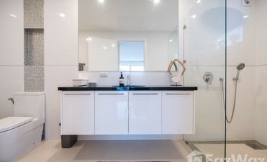 Luxury 2 Storey Modern Pool Villa