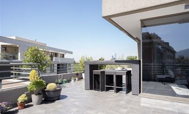 Departamento en venta de 4 dorm. en Vitacura