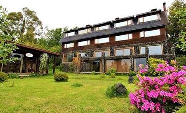 Hotel en venta con vista al lago Villarrica