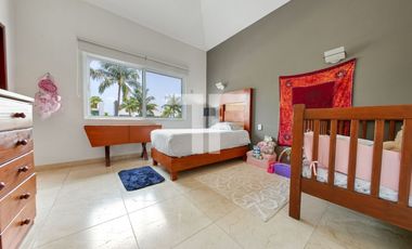 Casa en renta Isla Victoria de 3 recámaras en Isla Dorada Zona Hotelera Cancún