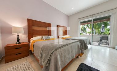 Casa en renta Isla Victoria de 3 recámaras en Isla Dorada Zona Hotelera Cancún
