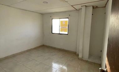 apartamento en arriendo/venta en trinitarias. Cod A18367