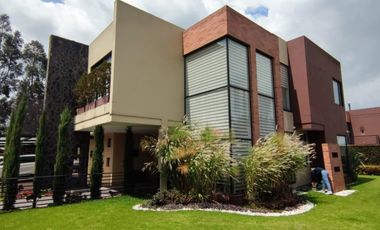 casa en venta en cota. Cod V5091