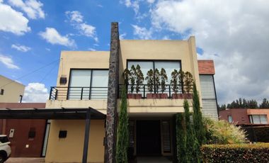 casa en venta en cota. Cod V5091