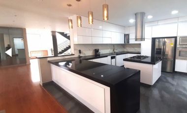 casa en venta en cota. Cod V5091